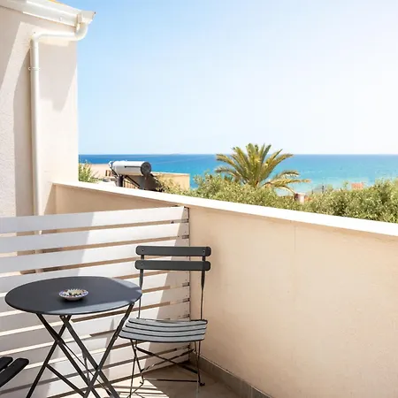 Elaia Bed and Breakfast 4*